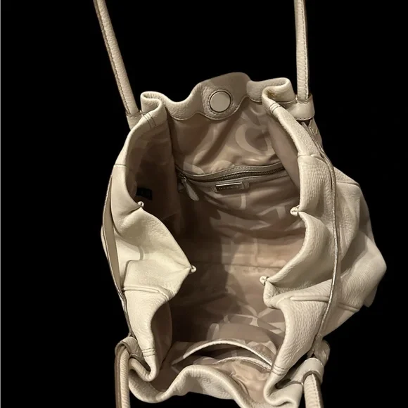 Banana Republic Pebbled Leather Shoulder Purse Tan Handbag Silver Handle Snaps - Picture 3 of 6